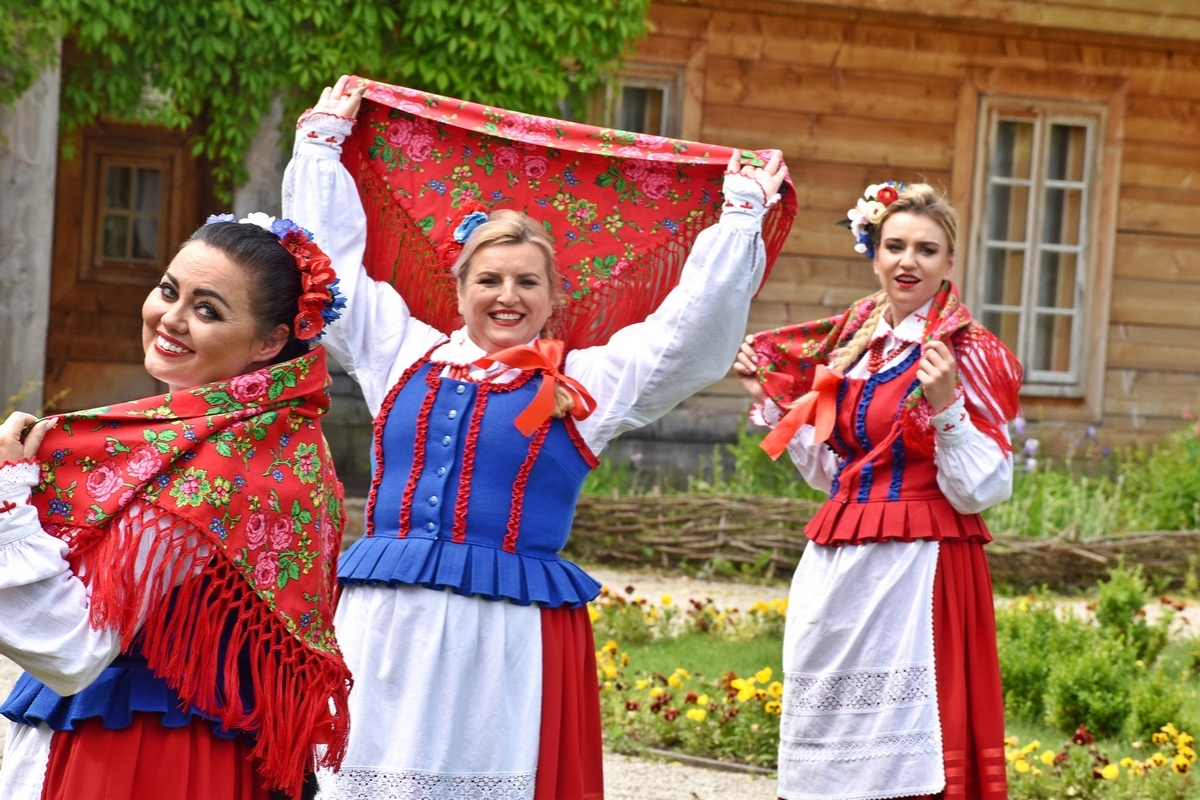 Centrum Edukacji i Kultury Szklany Dom